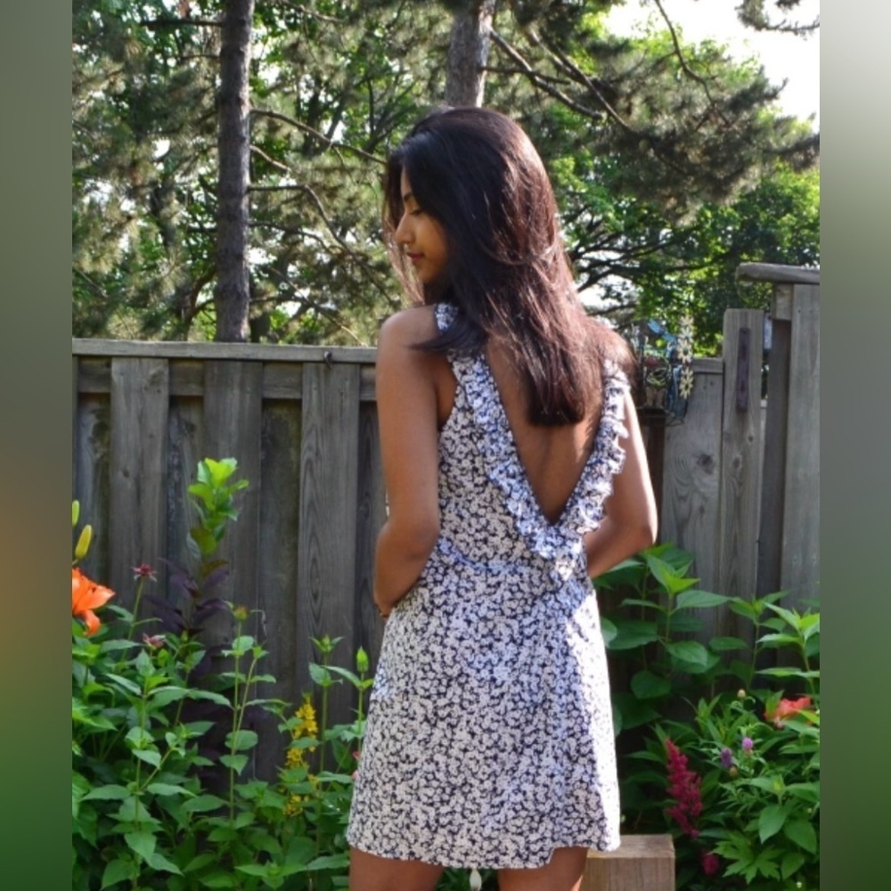 Ditsy Floral Open Back Sleeveless cotton dress, Structured Fit mini dress•••XS